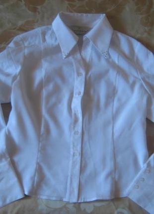 Белая рубашечка с декором на воротнике3 фото