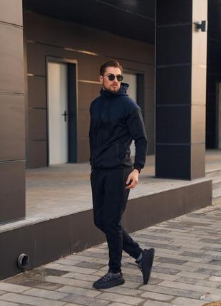 Чоловічий костюм на микрофлисе топ трехнить