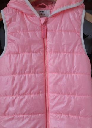 Безрукавка жилетка