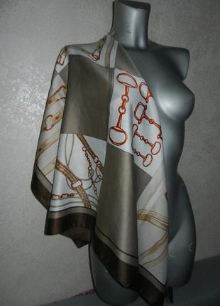 Світлий,бежевий,капучіно.хустку,палантин бароковий стиль вінтаж