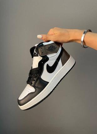 Кросівки жіночі nike air jordan retro 1 dark mocha/кроссовки женские найк аир джордан рэтро 15 фото