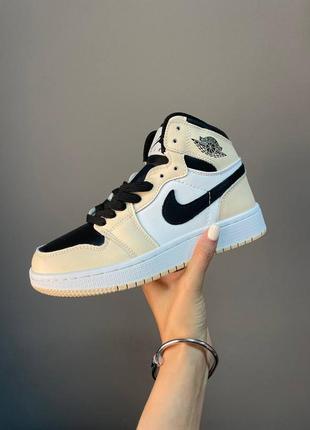 Кросівки жіночі nike air jordan retro 1 beige/кроссовки женские найк аир джордан рэтро 1