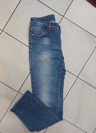 Джинси