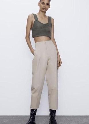 Хлопковые бежевые брюки zara