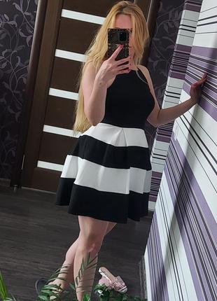 Сукня плаття