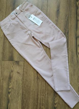 Джинси (стрейч) на дівчинку підлітка.