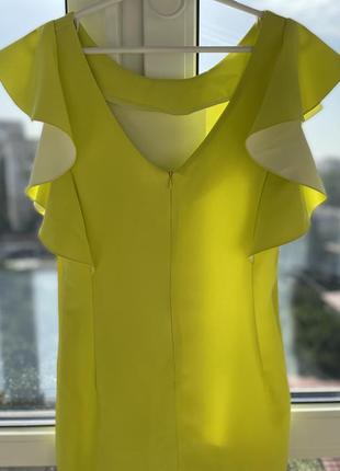 Стильна сукня лимонного кольору з воланами розміру s прямого крою2 фото