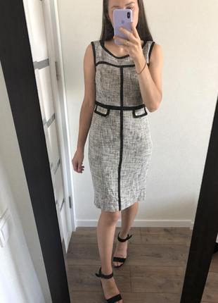Твідове плаття в офіс