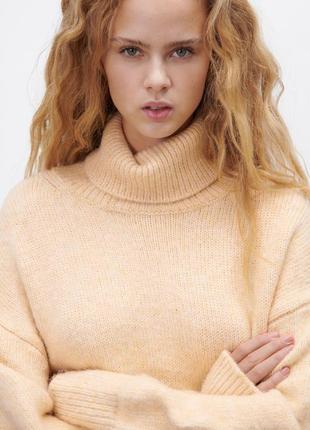 Свитер zara, бежевый свитер zara, трикотажний светр із піднятим коміром zara4 фото