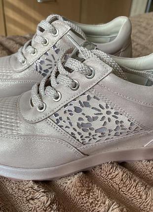 Alpina кросівки