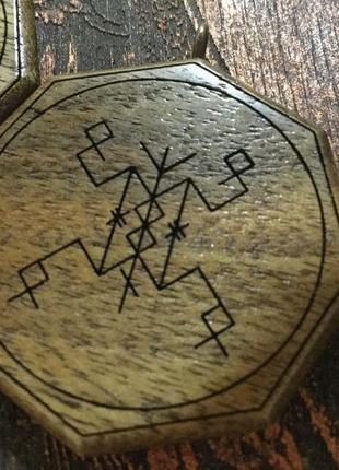 Кулон - оберег «защита от зла».