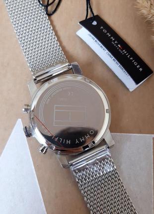 Годинник чоловічий у сріблястому кольорі tommy hilfiger original7 фото