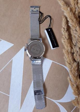 Годинник чоловічий у сріблястому кольорі tommy hilfiger original4 фото