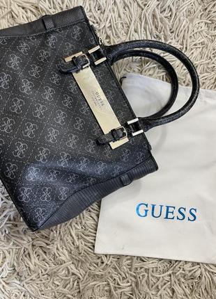 Сумочка guess