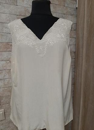 Топ блуза з вишивкою з шовку