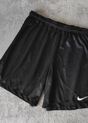 Шорти nike