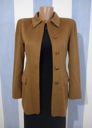 Довгий вовняний піджак