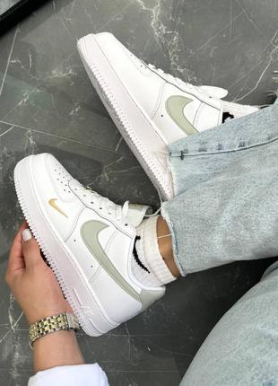 Жіночі кросівки nike force white green/ жіночі кросівки найк аір форс