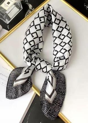 Хустка палантин жіночий