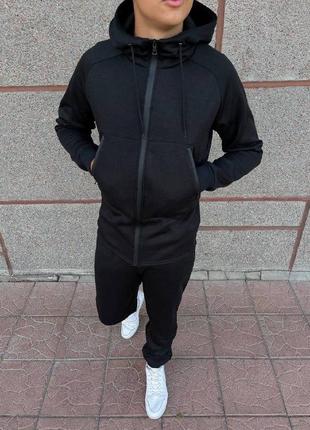 Спортивний костюм на мікрофлісі якісний на манжетах з нагрудними кишенями1 фото