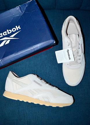 Жіночі світлі шкіряні кросівки reebok classic 42 розмір