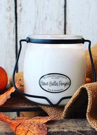 Большая свеча свечка свечи milkhouse candle co сreamery brown butter pumpkin5 фото