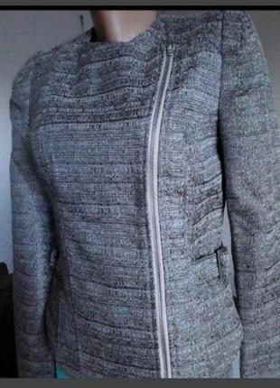 Класна курточка(піджак-"косуха")  46-48р7 фото