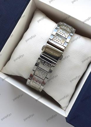 Женские наручные часы