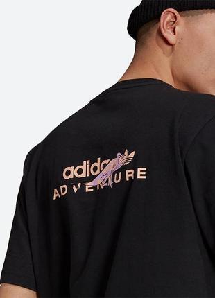 Футболка adidas originals adventure pocket logo tee3 фото