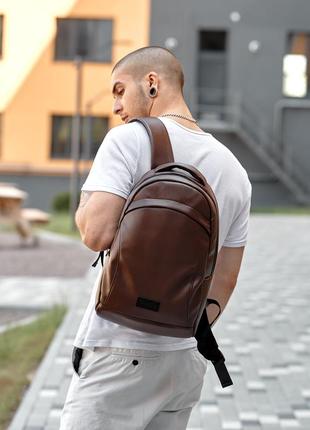 Зручний великий місткий коричневий рюкзак для ноутбука3 фото