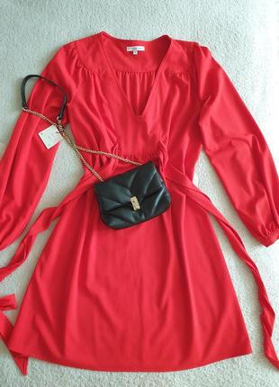 Яскраве червоне плаття new look
