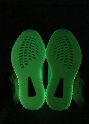 Жіночі кросівки  adidas yeezy boost 350 v2 glow in the dark женские кроссовки адидас6 фото