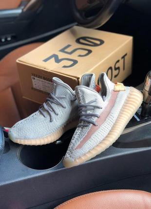 Жіночі кросівки  adidas yeezy 350 v2 trfrm женские кроссовки адидас7 фото