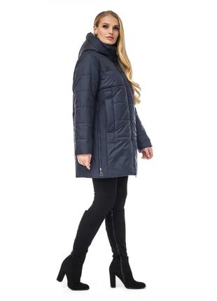 Теплая демисезонная женская куртка больших размеров2 фото
