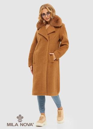 Красиве жіноче зимове пальто з альпаки