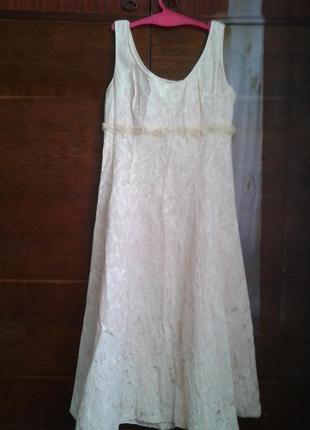 Симпатичний сарафанчик, можна носити окремо, можна з болеро.