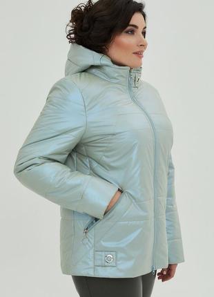Стильна жіноча куртка модена оливкового кольору на весну, великі розміри4 фото
