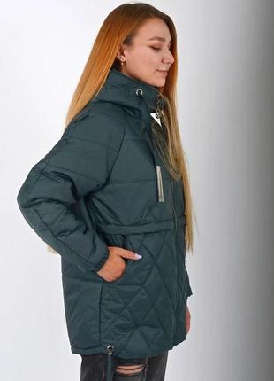 Женская качественная демисезонная куртка прямого кроя3 фото