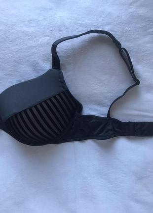 Бюстгальтер новий,сток,hunkemoller,85c,200 грн