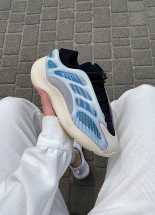 Жіночі кросівки  facility adidas yeezy boost 700 v3 space женские кроссовки адидас