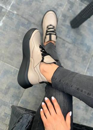 Стильні шкіряні кросівки з натуральної шкіри