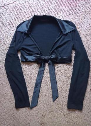 Болеро з атласним коміром і зав'язкою