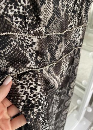 Платье длинное в пол вечернее принт змея шёлк стразы9 фото