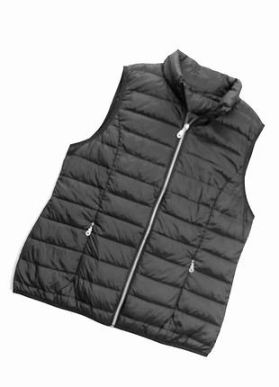 Пуховая жилетка up fashion