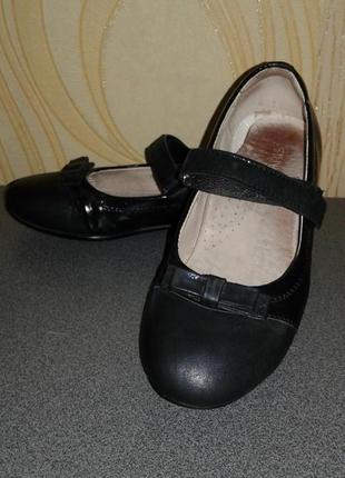 Туфлі шкільні рalaris в дуже хорошому стані. без дефектів
