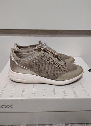Кросівки geox