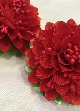 Бантики ручної роботи з атласних стрічок