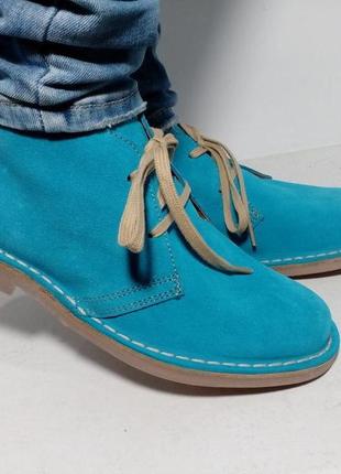 Яркие испанские голубые замшевые ботинки дезерты3 фото