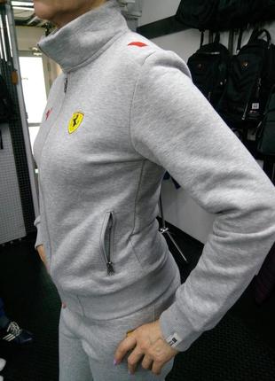 Костюм женский