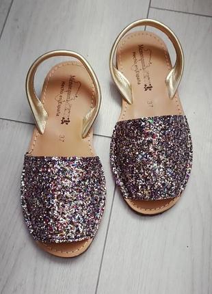 Блискучі іспанські жіночі шкіряні сандалі глитер мультиблеск